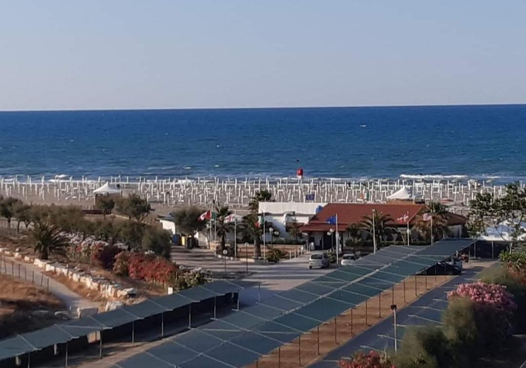 La Darsena Rooms Margherita Di Savoia Exterior foto